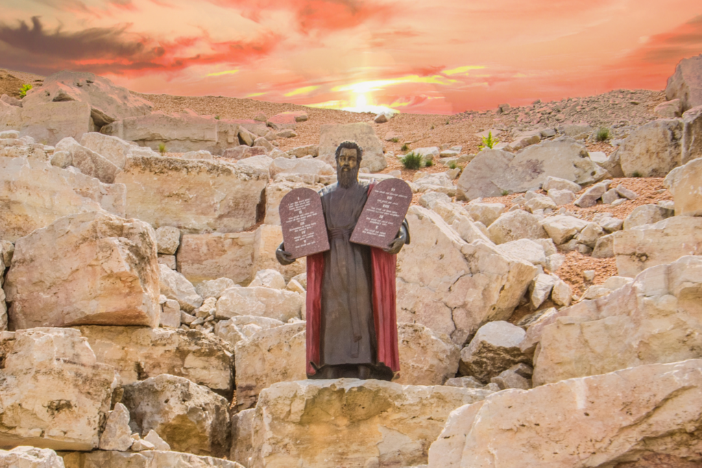Moses with 10 Commandments