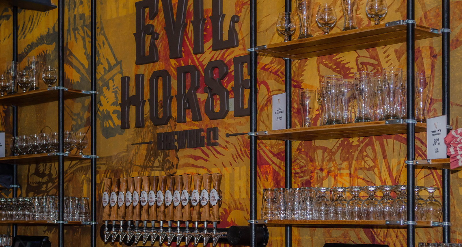 Evil Horse bar with glasses - 