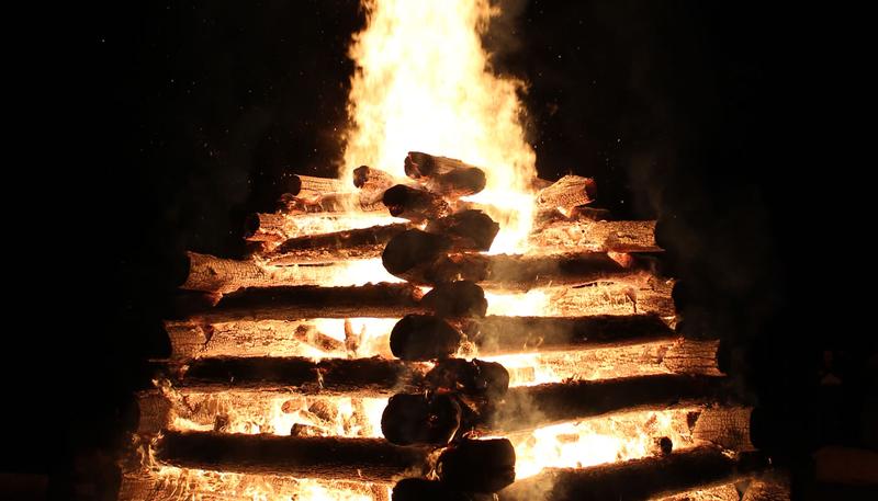 WINTER BONFIRE