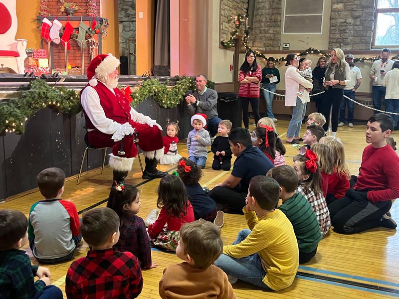 BREAKFAST WITH SANTA