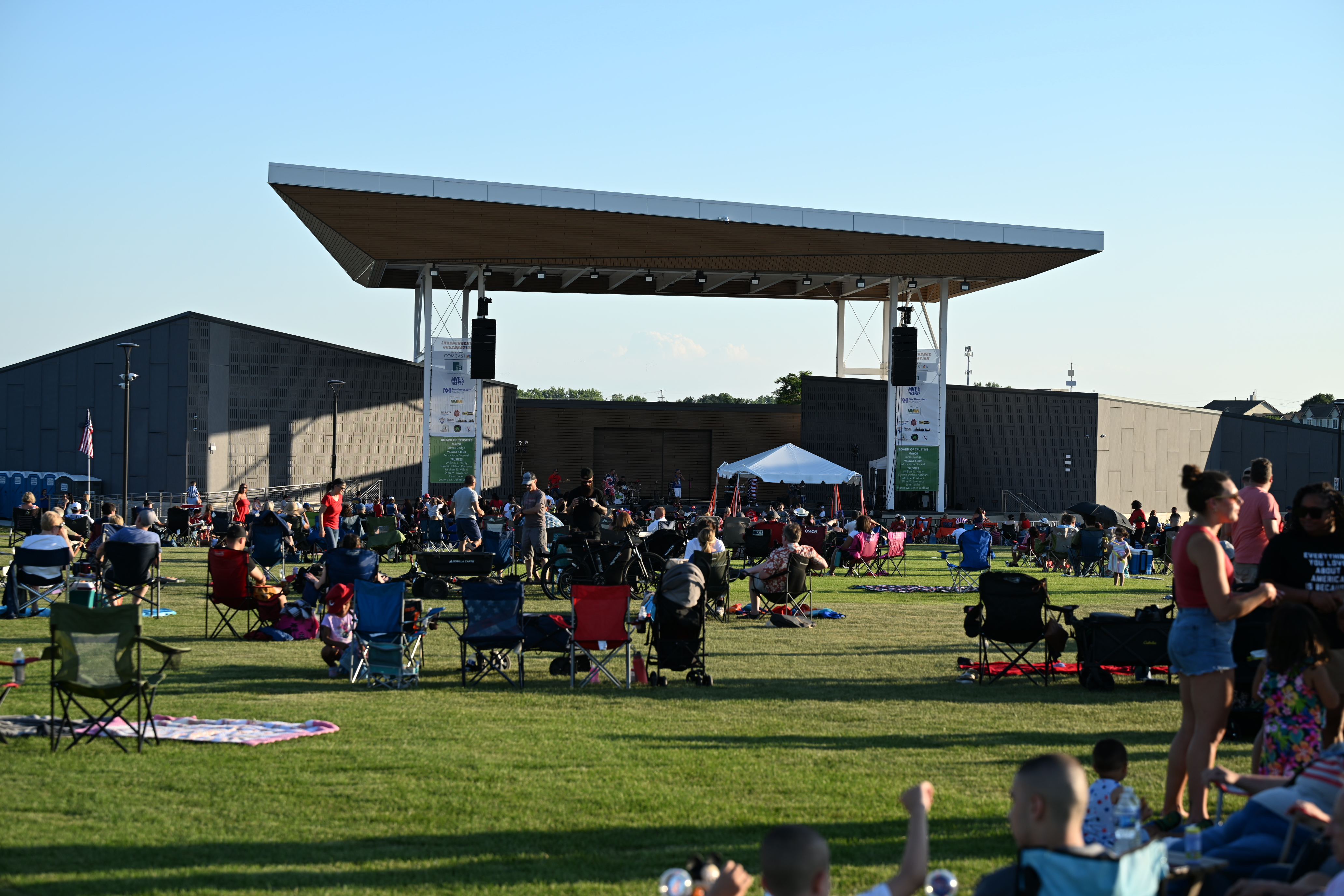 CONCERT IN THE PARK WITH YOUNG ENTREPRENEUR FAIR
