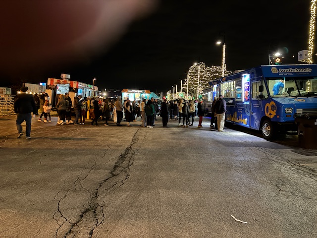 FOOD TRUCKS ON FRONT STREET - W (1ST & 3RD)