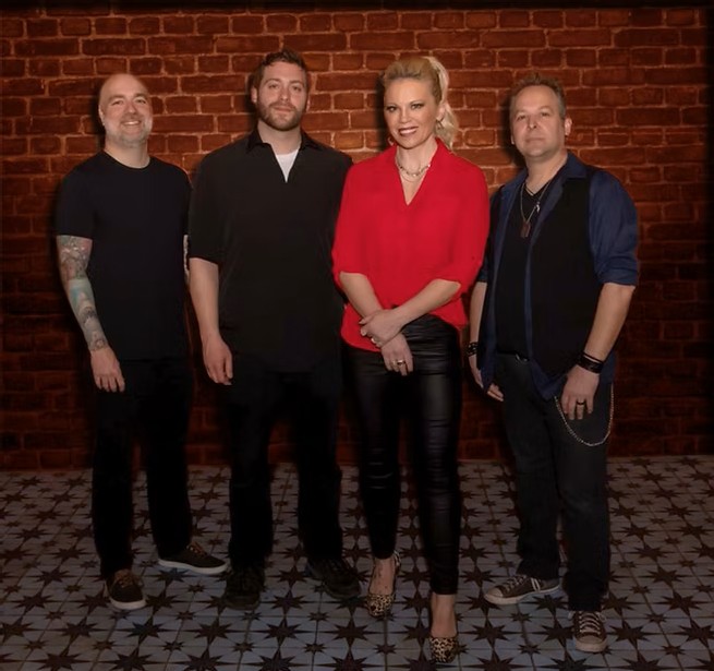 FEARLESS - TAYLOR SWIFT TRIBUTE/BEYOND THE BLONDE - GIRL POWER TRIBUTE TO P!NK, GWEN STEFANI, AND LADY GAGA