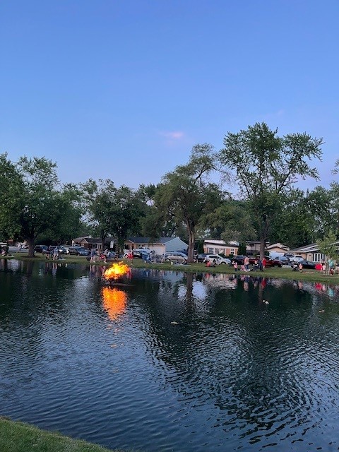 UNPLUG ILLINOIS-LAGOON FIRE ON THE WATER