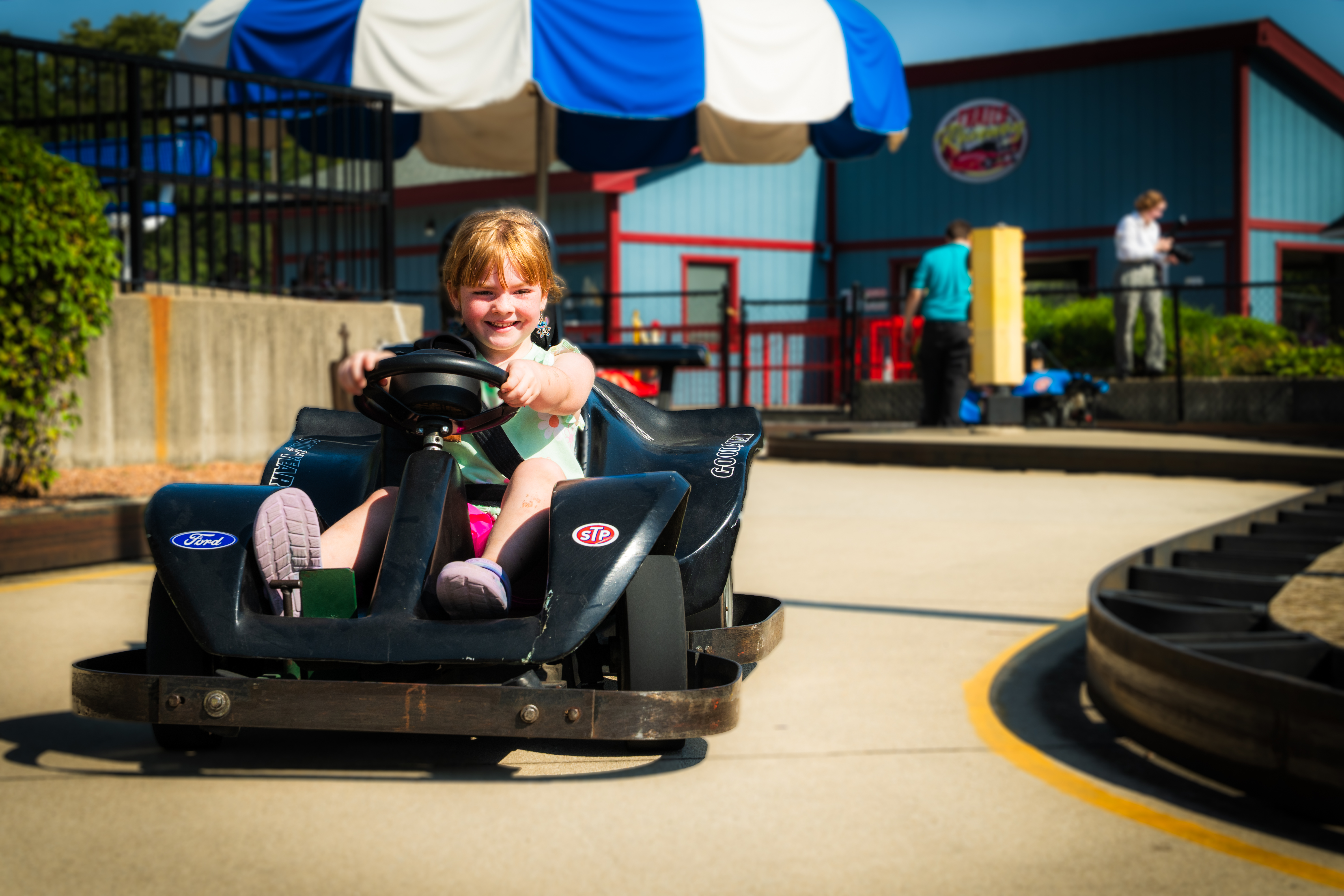 SUMMER UNLIMITED ATTRACTIONS WRISTBAND AT HAUNTED TRAILS JOLIET