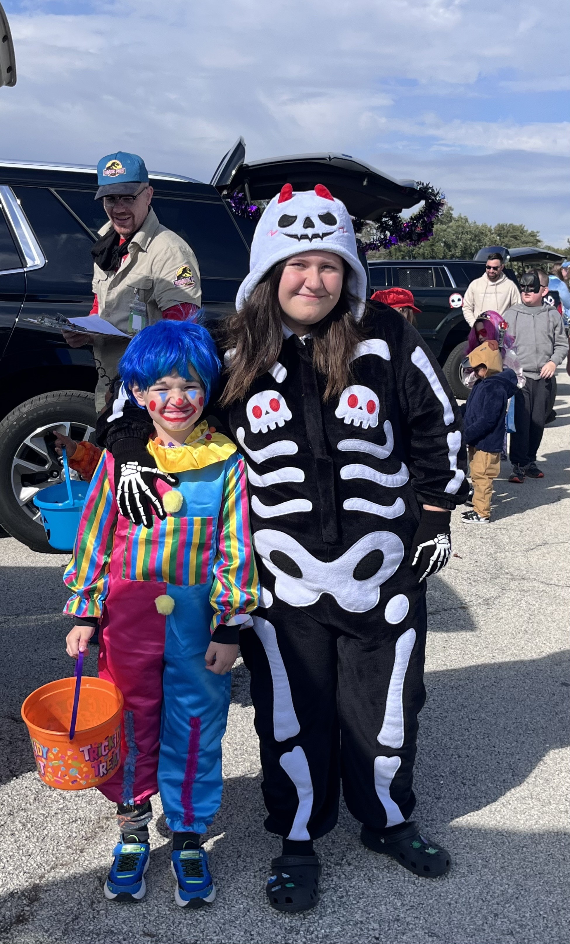 HALLOWEEN TRUNK-OR-TREAT
