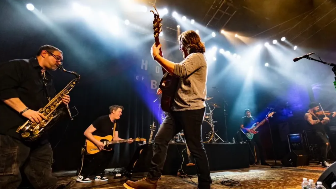 TRIPPIN BILLIES - THE DAVE MATTHEWS TRIBUTE BAND