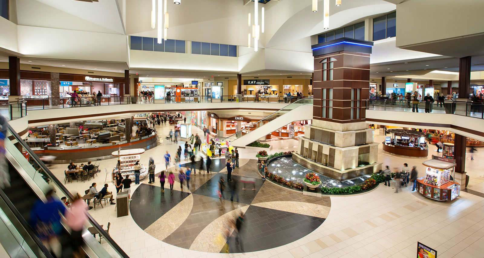 orland park mall vans store